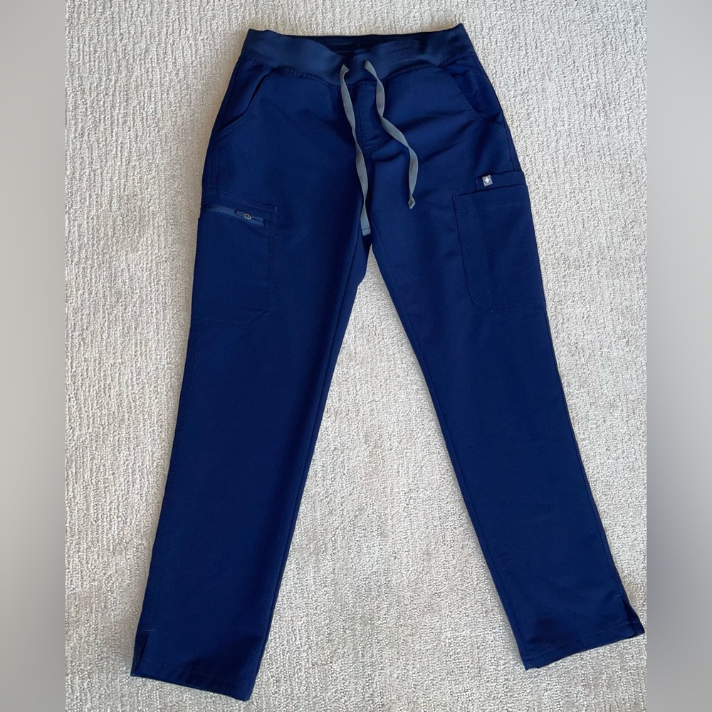 Figs Navy Yola Skinny Scrub Pants